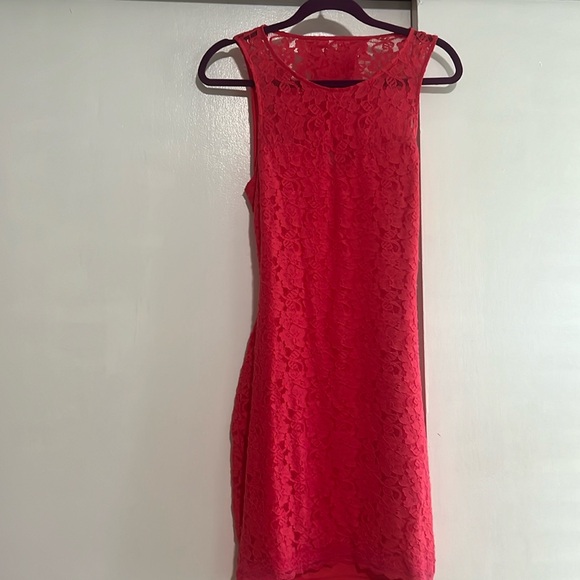 Express coral lace dress with cut out back - Picture 1 of 4